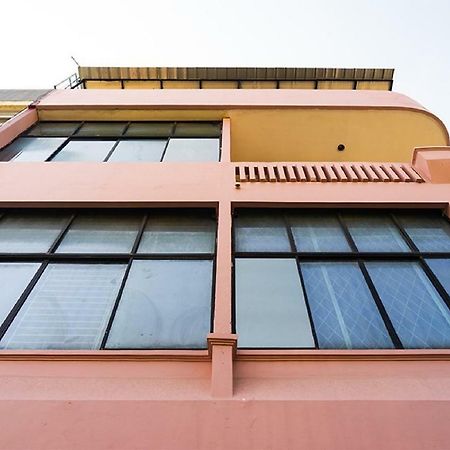 Reddoorz Near Seasons City Mall Jakarta Exterior photo